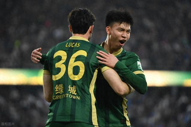 bsport-意难平！曝德甲豪门诚邀王钰栋加盟，却未能如愿，背后原因引热议|中超|武磊|新星|交易|球队_新浪体育_新浪新闻